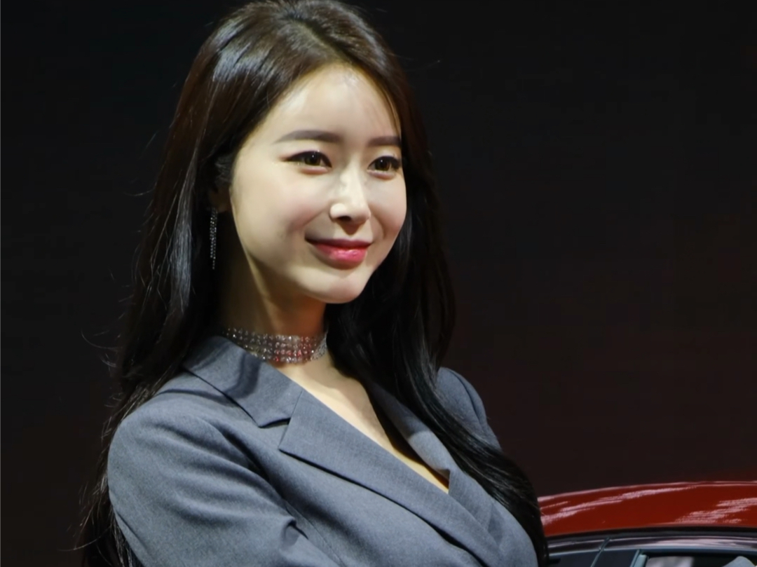 《最美车模系列》——素衣(西装)