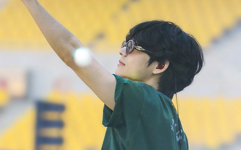 【金泰亨】231109 coupang play更新泰泰相关