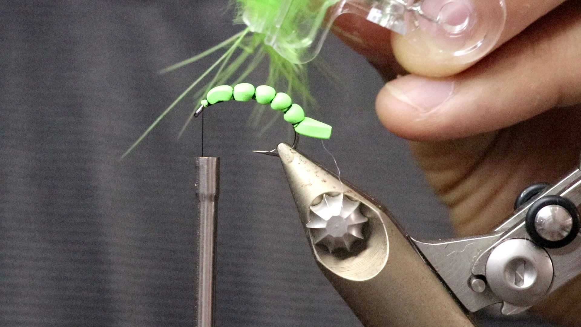 飞蝇绑制 青草钩 飞钓草鱼飞蝇毛钩_哔哩哔哩 (゜-゜)つロ 干杯~-bili