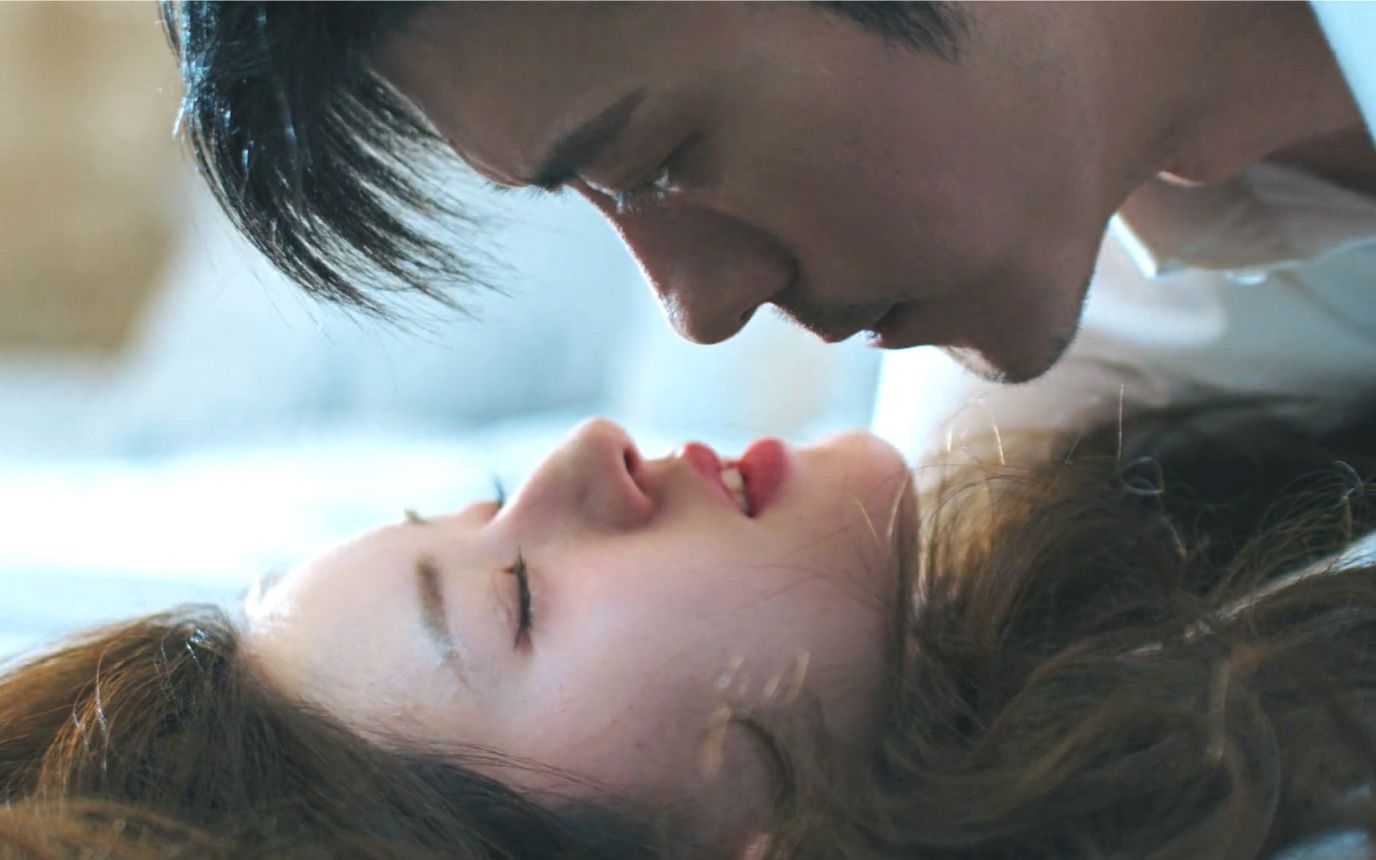 【赵露思x林雨申】【我喜欢你】顾胜男深夜爬上路晋房间阳台,精神小妹