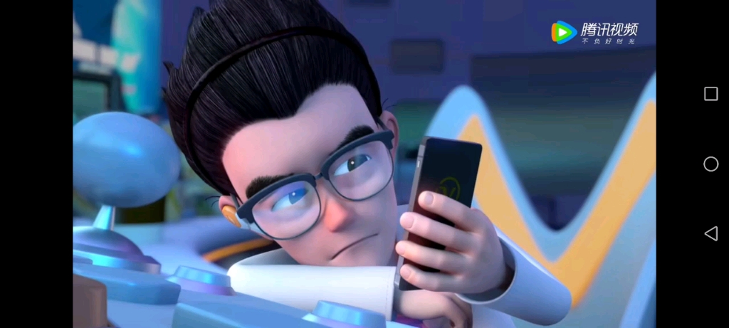 自从输给了熊大和光头强之后,天才威每天看手机,辛亏有好助手洞洞幺帮