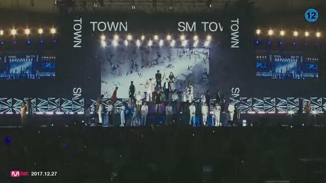 [图]SMTOWN 'Dear My Family