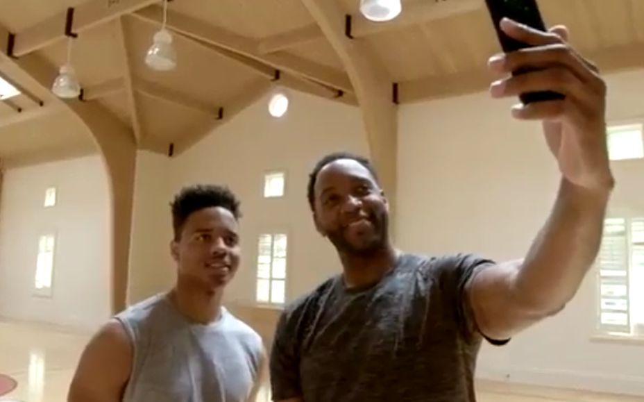 麦迪与状元热门富儿子单挑 Tracy McGrady Playing 1 ON 1 With The Markelle Fultz哔哩哔哩bilibili