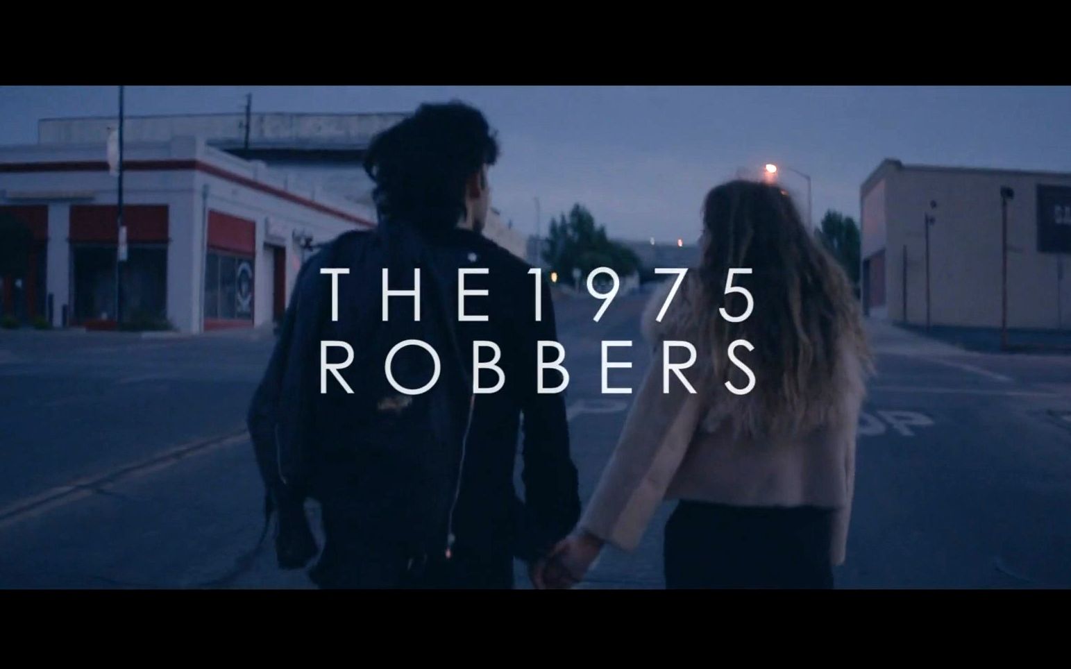 [图]【中英字幕】Robbers - The 1975