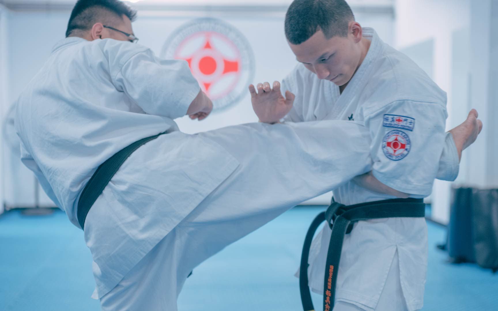 接腿摔这件小事,就算是200斤重量级也照样摔给你看_哔哩哔哩 (゜-゜)