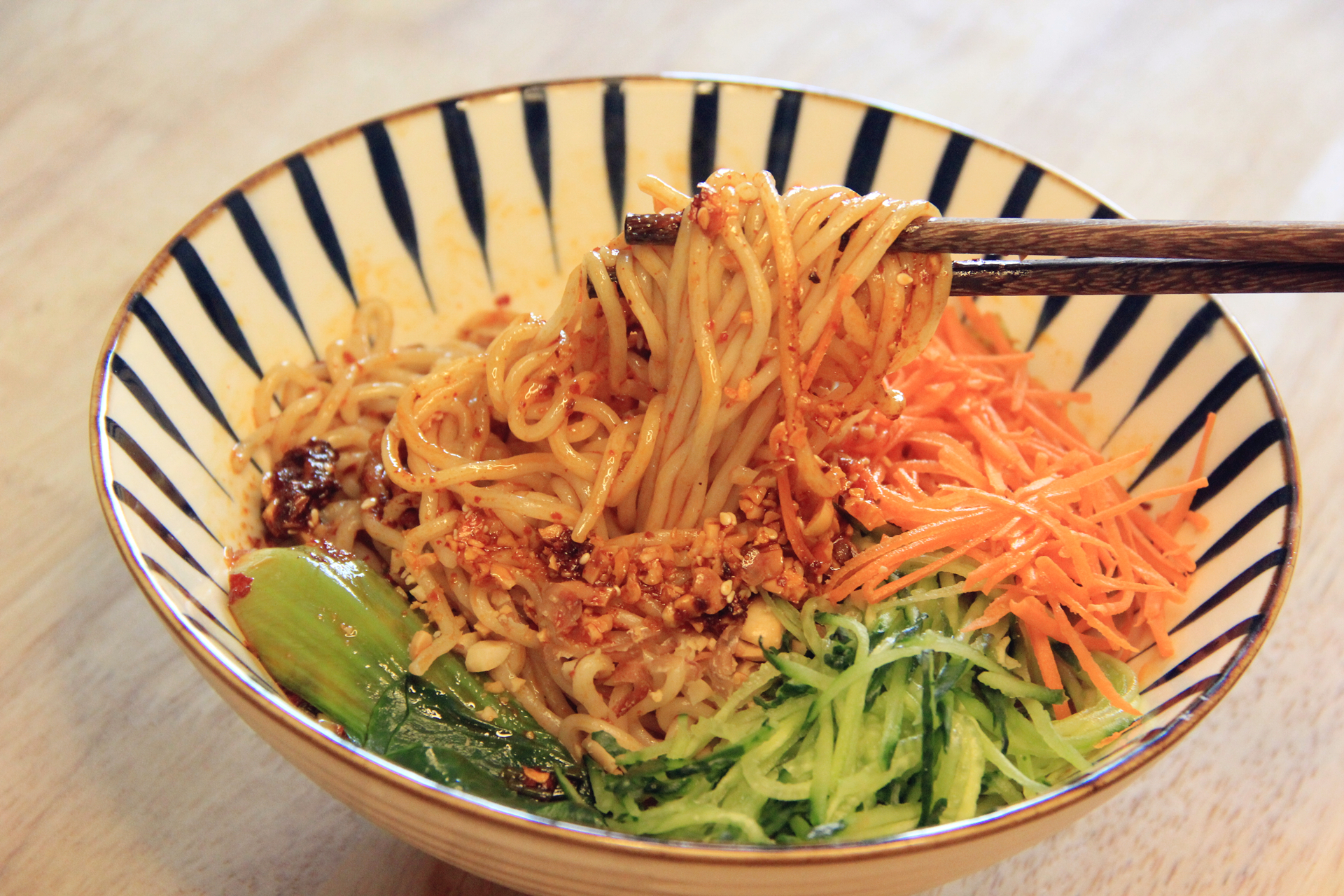 【雪碧拌面】黄磊面馆卖几十元的招牌面食"雪碧拌面",在家仅需2元好吃