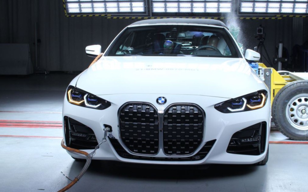 2019/2021 宝马 420d 敞篷 全面碰撞测试 euro ncap