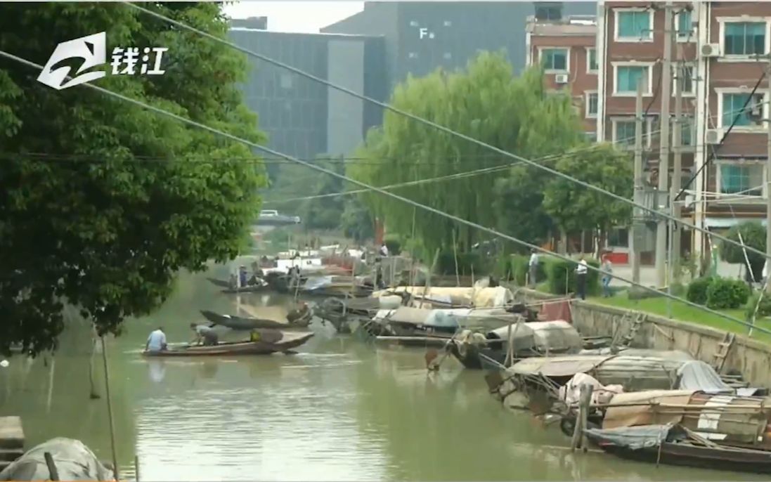 [图]走进我们的小康生活：靠河生存的村庄用“退”走出了进步的道路