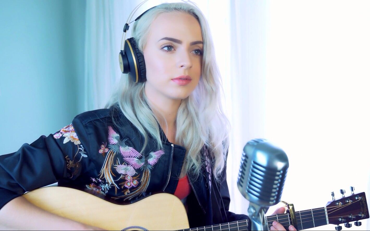 超赞【madilyn bailey翻唱】 ispy x thinkin bout you x