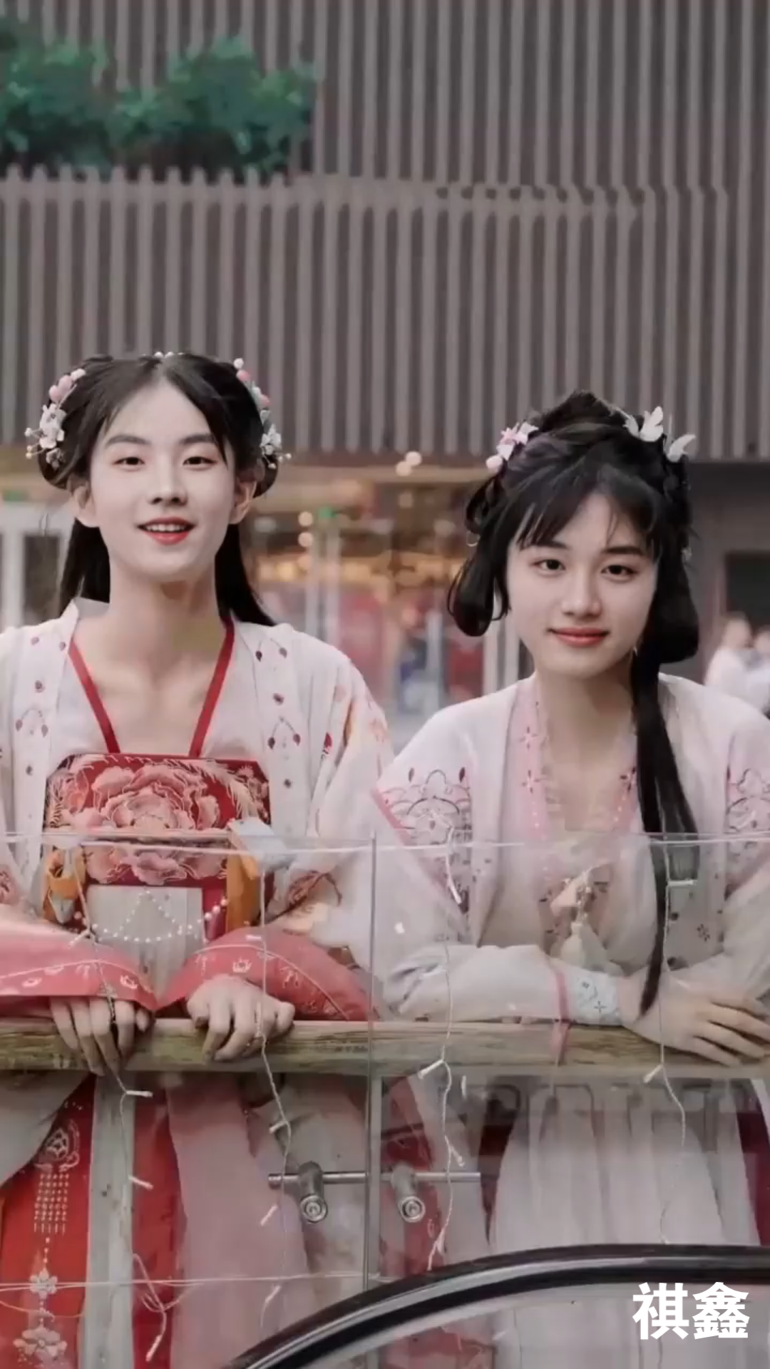 【时代少年团】【cp泥塑性转】古装来了,你们喜欢哪一对的古装.