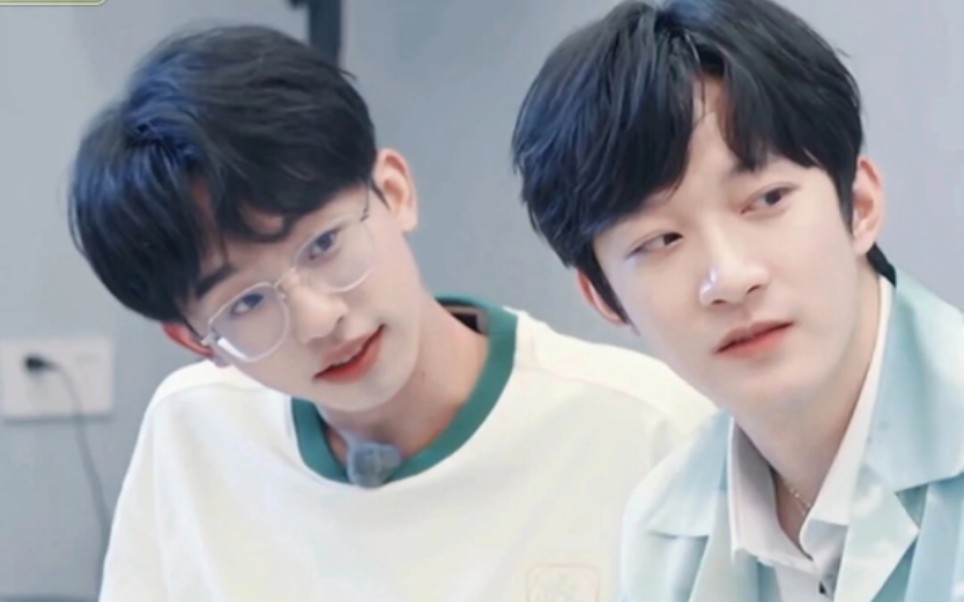 【启程】||何运晨你没有自己的手机嘛!#启程cp