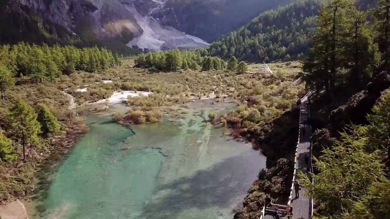 [图]4K航拍中国最隐秘的村庄，传说中消失的地平线