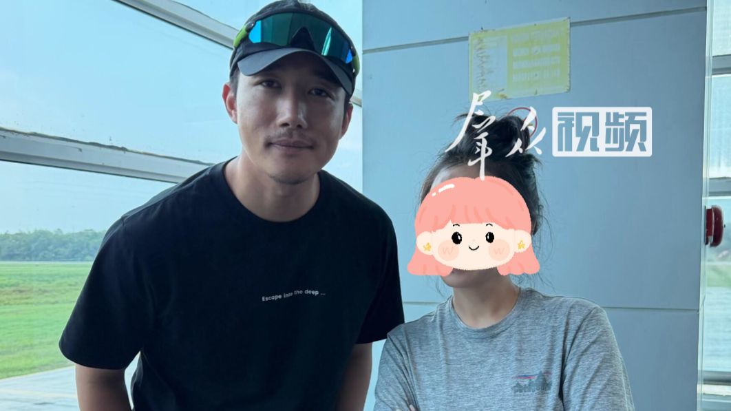 中国游客在印尼马拉图岛潜水遇险，气瓶仅剩70bar时突然漂向海面，被同船演员章涛一把抓住救回。章涛回应：够不上见义勇为，这在圈内很常见，潜水