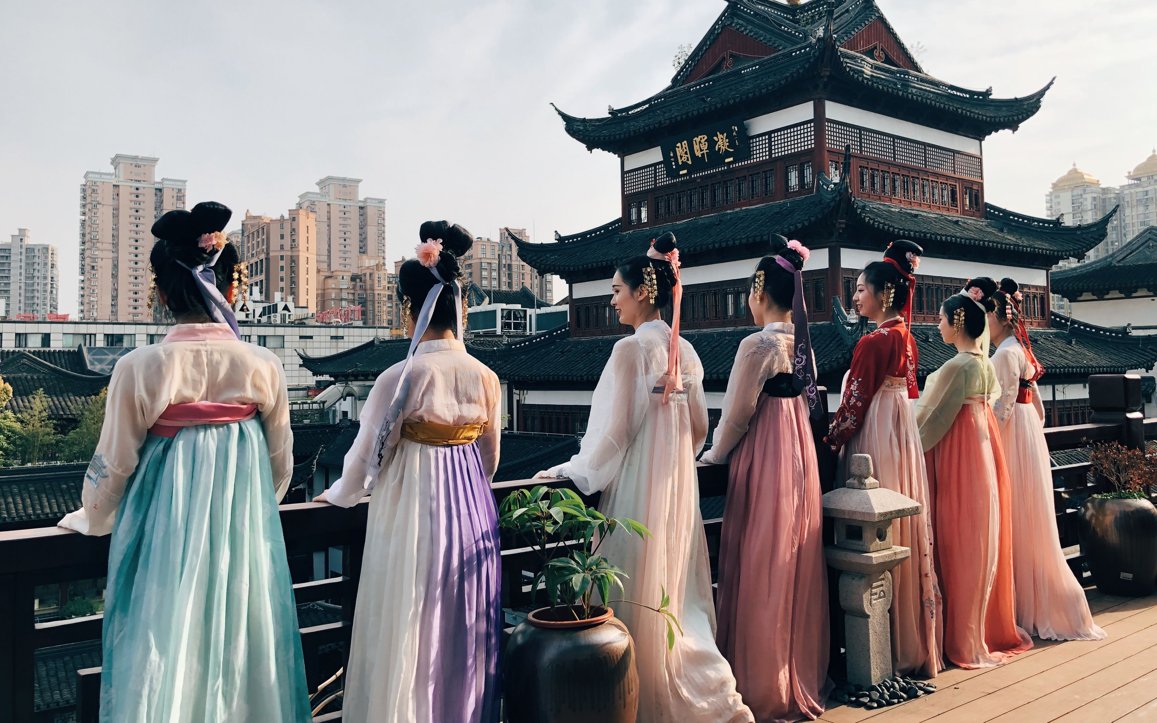 豫园汉潮国风市集30秒预告片汉服小姐姐盛世舞