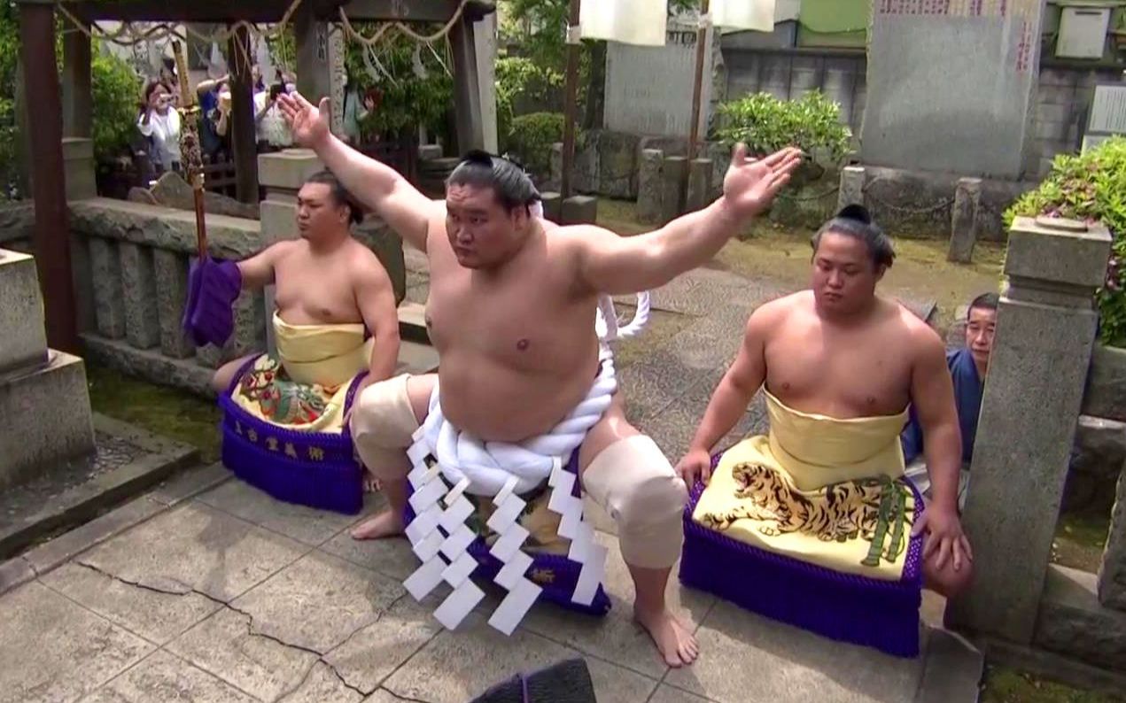 [图]『横綱 照ノ富士土俵入り』野見宿禰神社例祭・遷霊祭〈令和四年５月６日〉