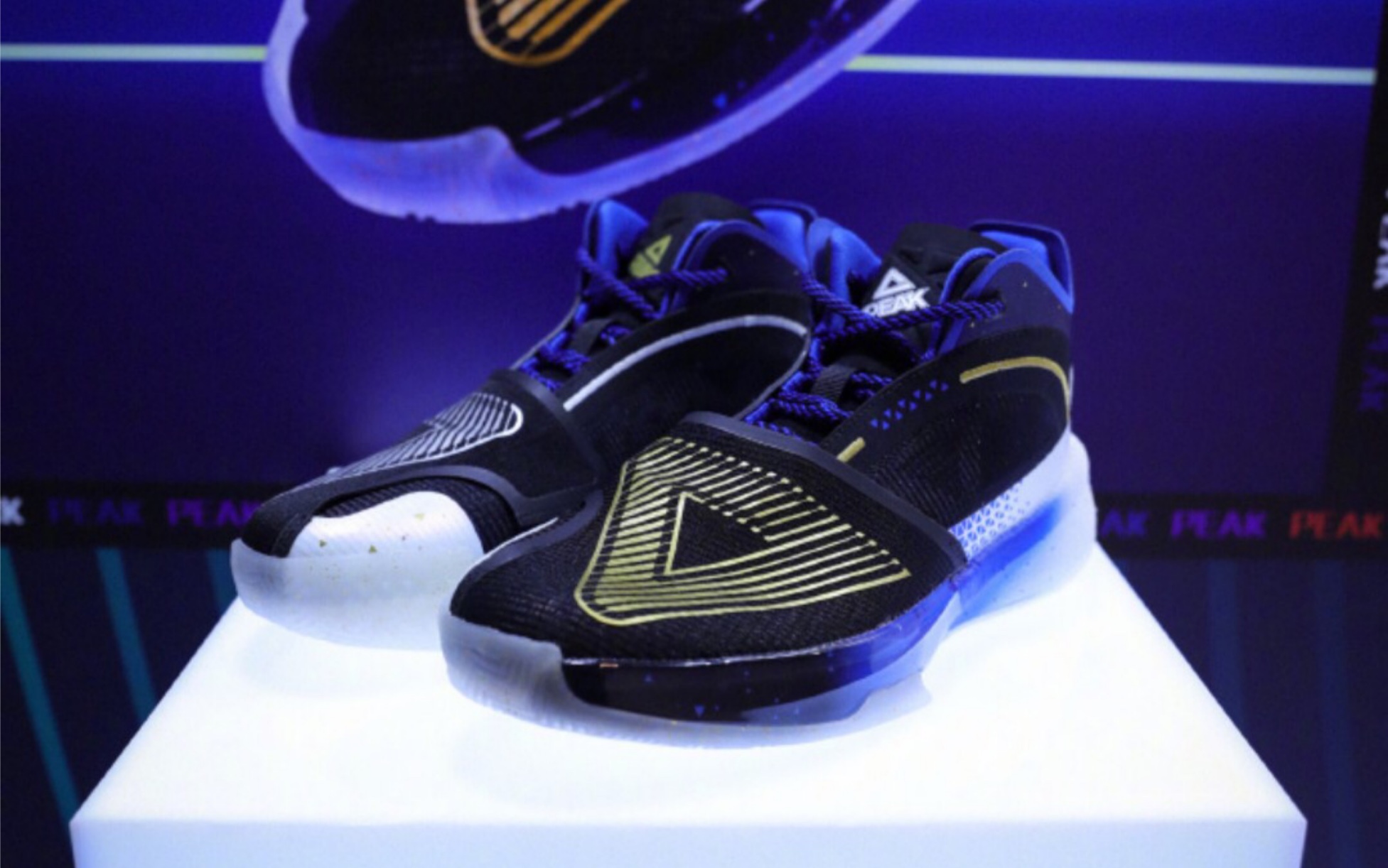 匹克维金斯大三角青回配色套装开箱视频