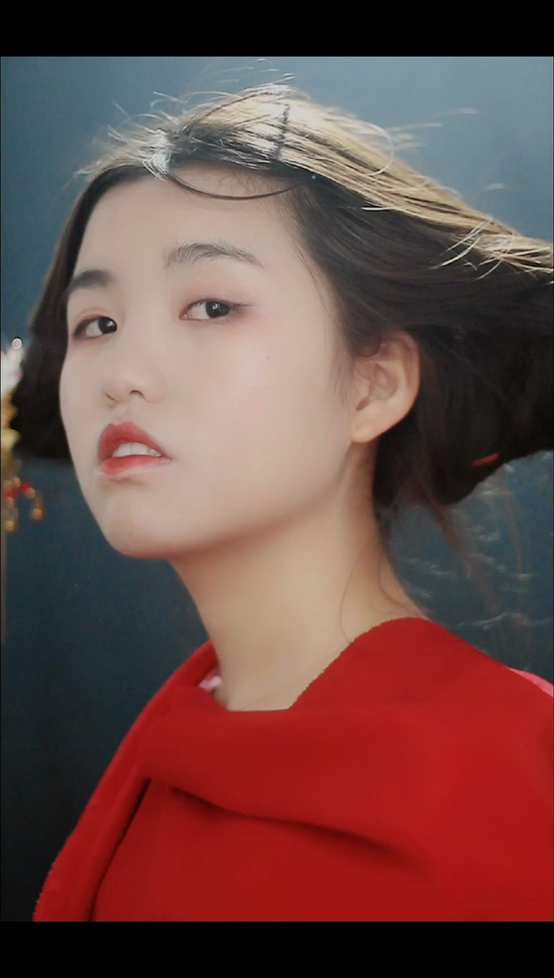 大森与大皇传闻中的陈芊芊红衣造型仿妆真的太爱了