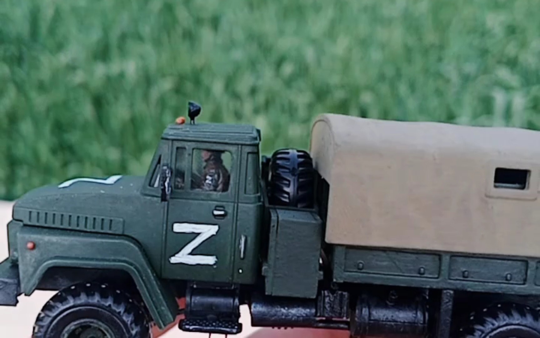 改造后的kraz260卡车模型