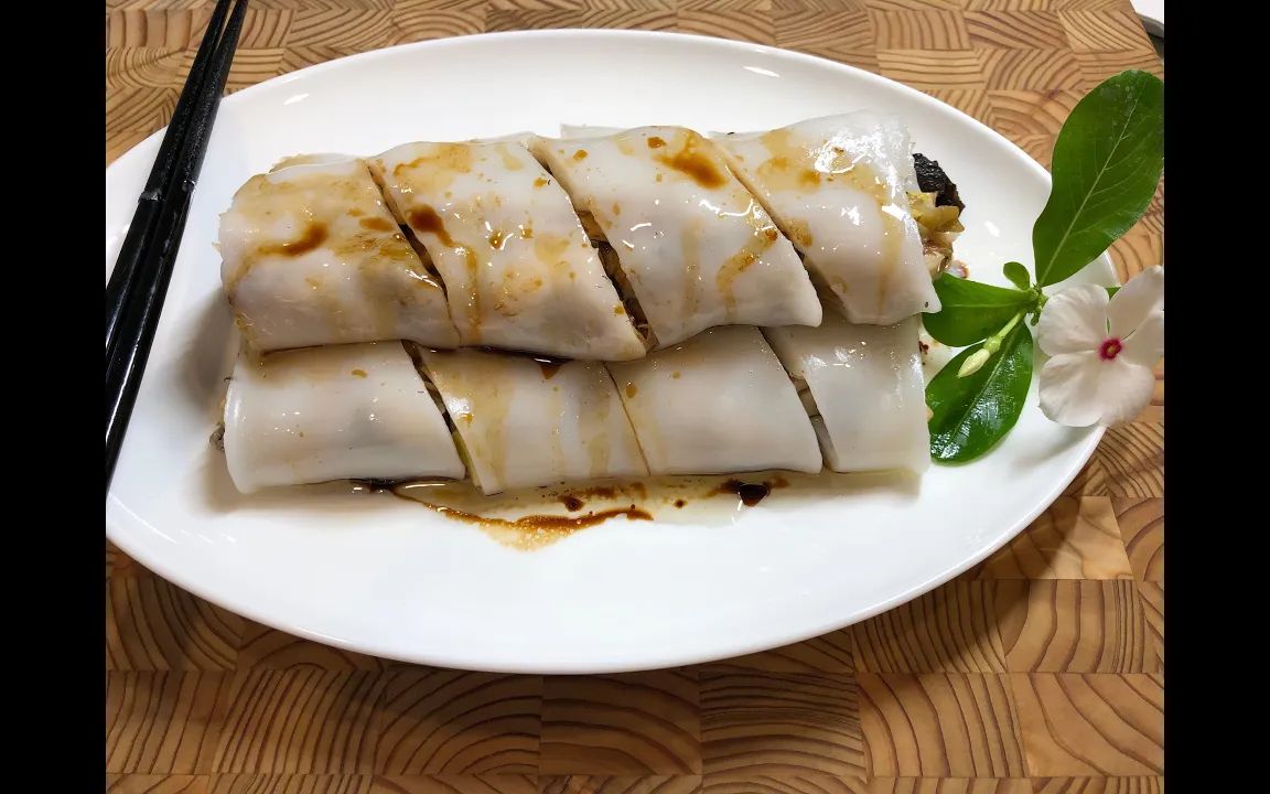 [罗汉斋肠粉]喜欢吃斋的朋友一定是熟悉不过,上等素菜其实挺吸引食客