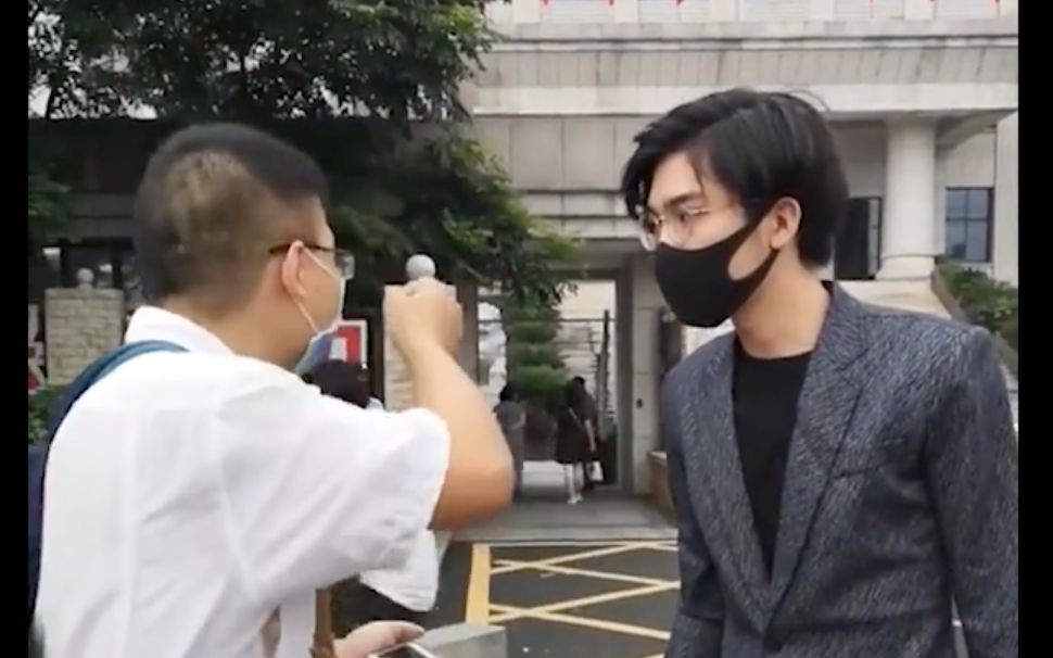 我选择放弃自己的自由 ——温柔junz