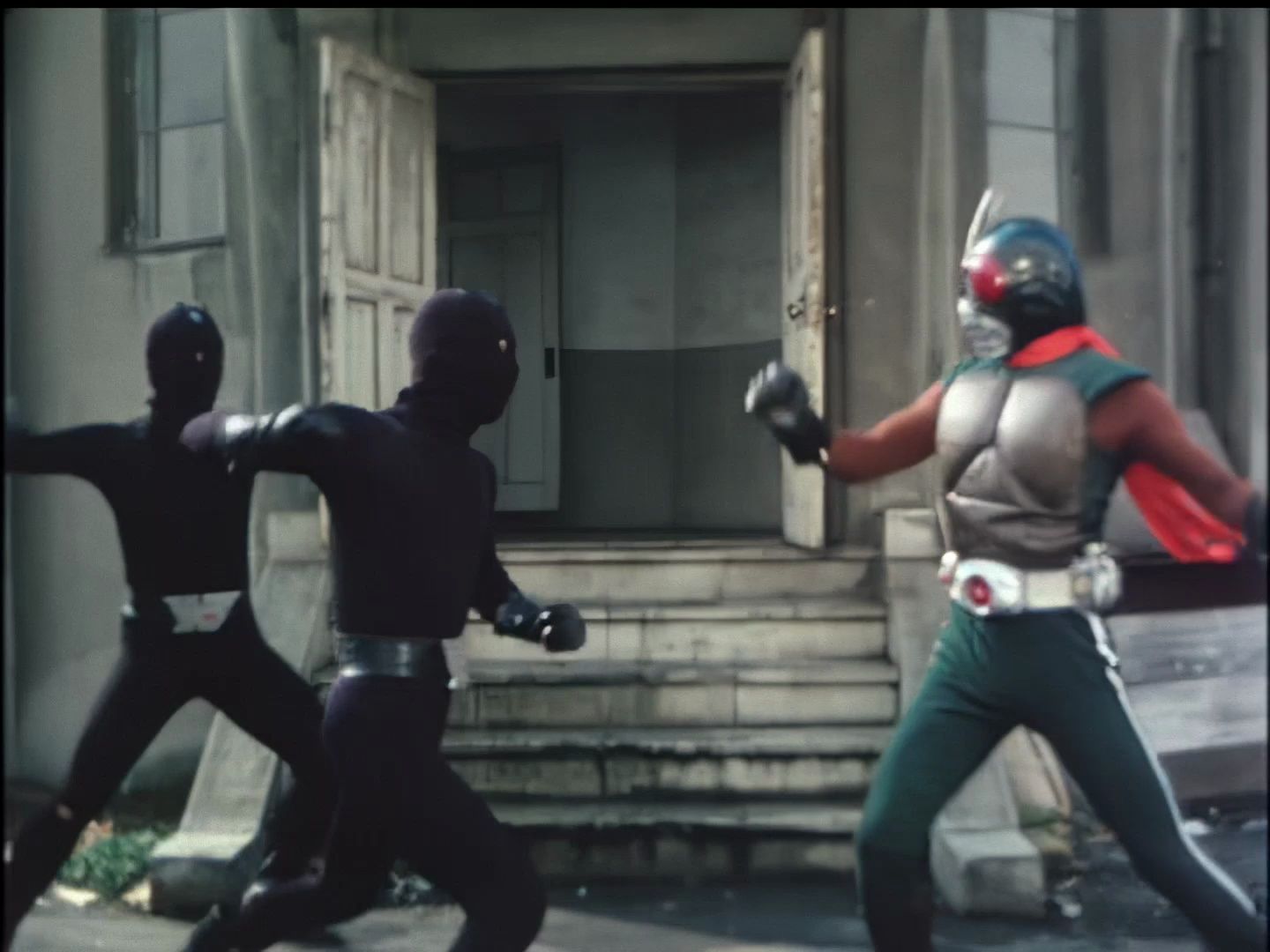 【假面骑士sky 天空骑士 1080p】不死身的蟑螂怪人 怪物将军的真身?