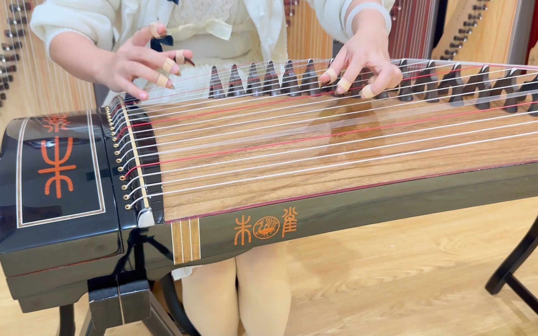 朱雀爆款古筝630弹奏《晴天》