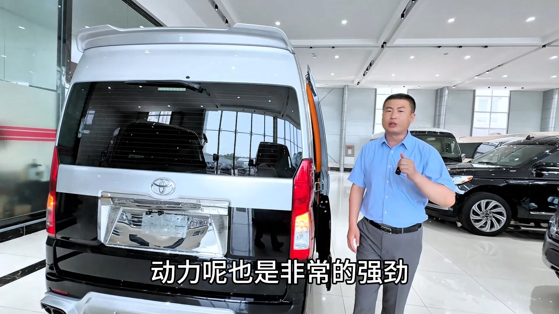 新款丰田海狮6座房车 丰田海狮带卫生间价格