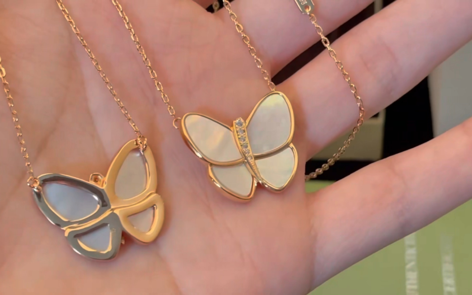 玫瑰金 蝴蝶白贝母锁骨项链