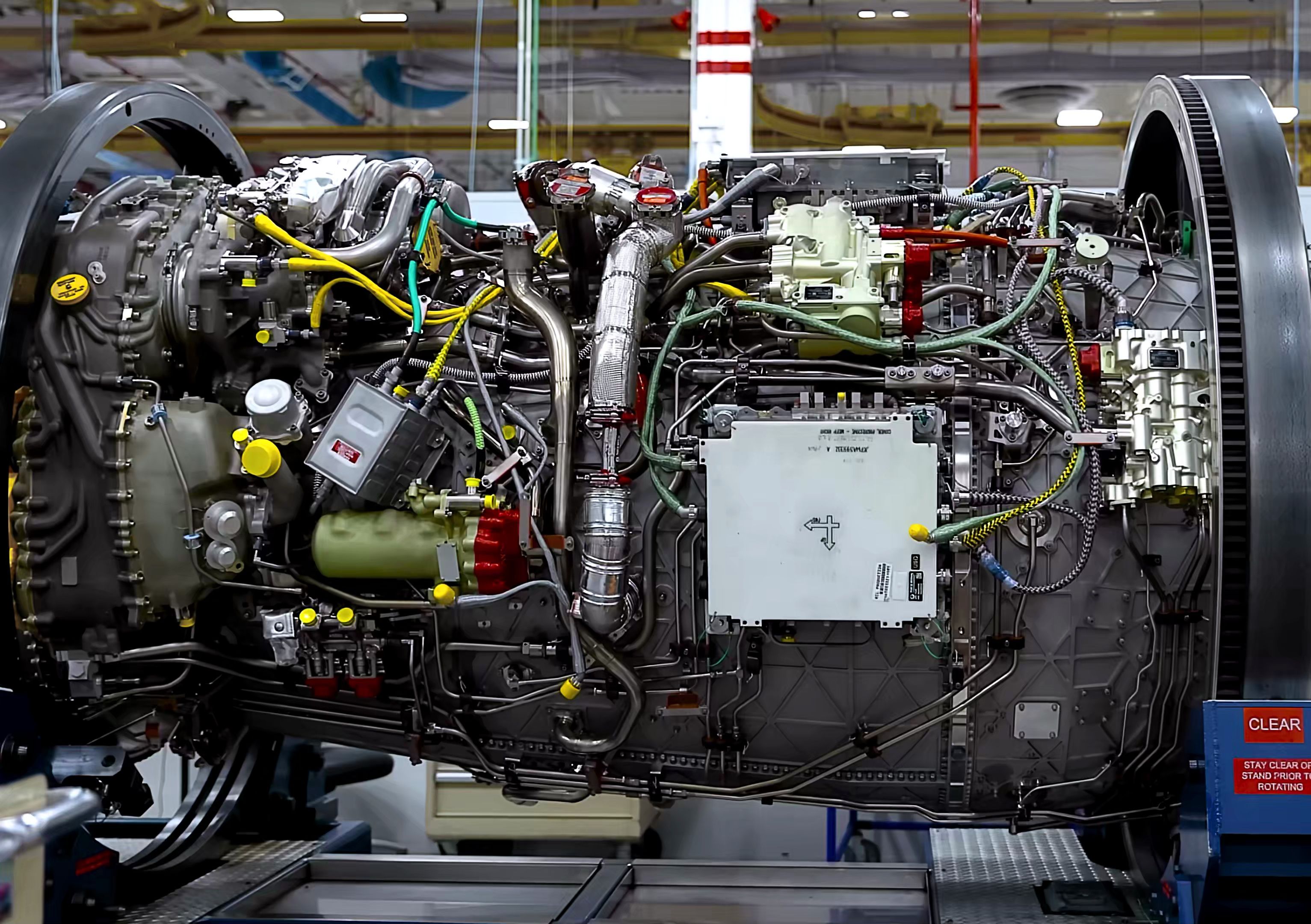 【4k60帧】f-35闪电战斗机的涡扇发动机,普惠f135航空发动机