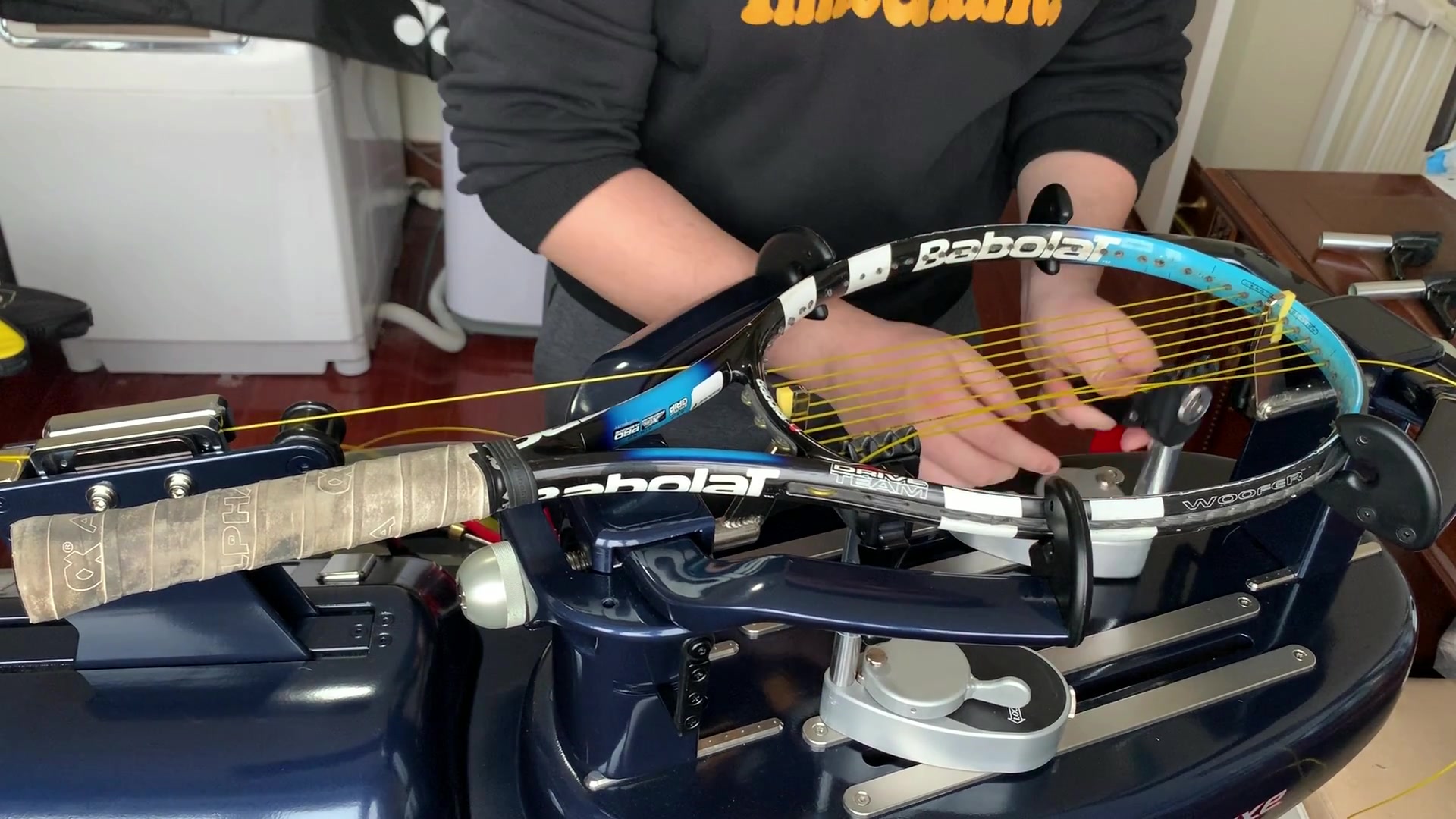 【网球拍穿线实录】babolat pd 2002 taan 5000 & synthetic gut 子