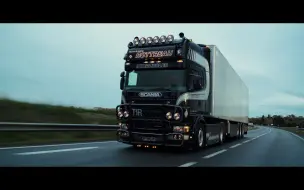 Скачать видео: 马克西姆和他的卢卡斯 SCANIA 144 460 V8