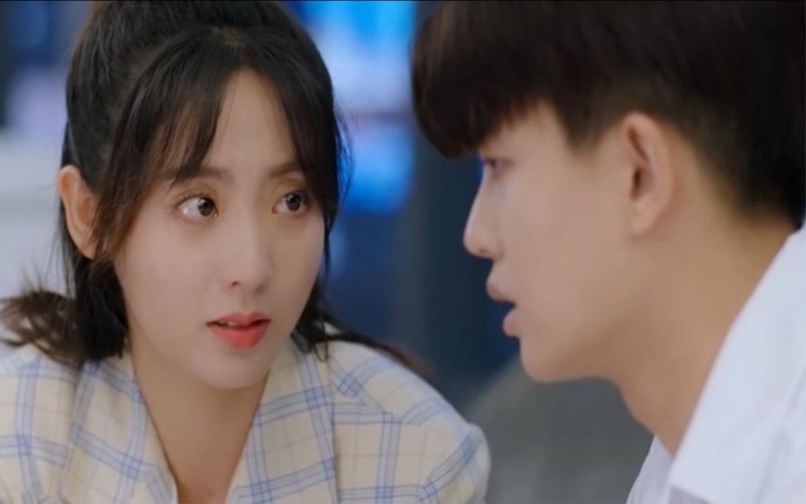 顾川和姜小宁牵手幸福,顾妈送来天价传家宝,小宁姑姑反应太夸张