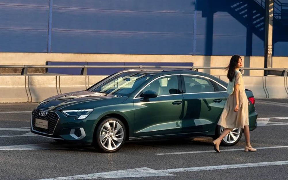 【奥迪】全新奥迪a3广告_哔哩哔哩 (゜-゜)つロ 干杯~-bilibili