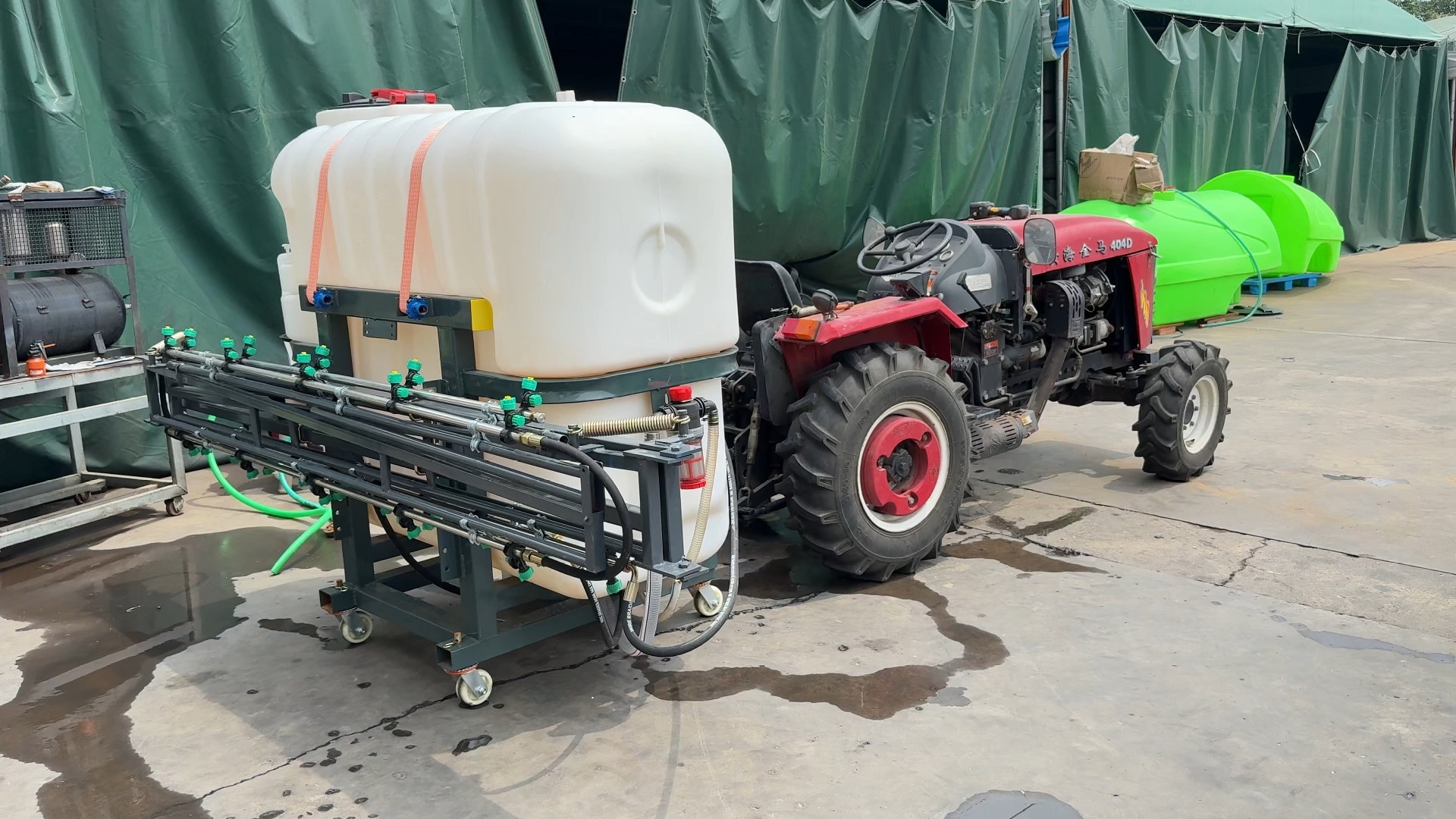 拖拉机悬挂折叠式打药机