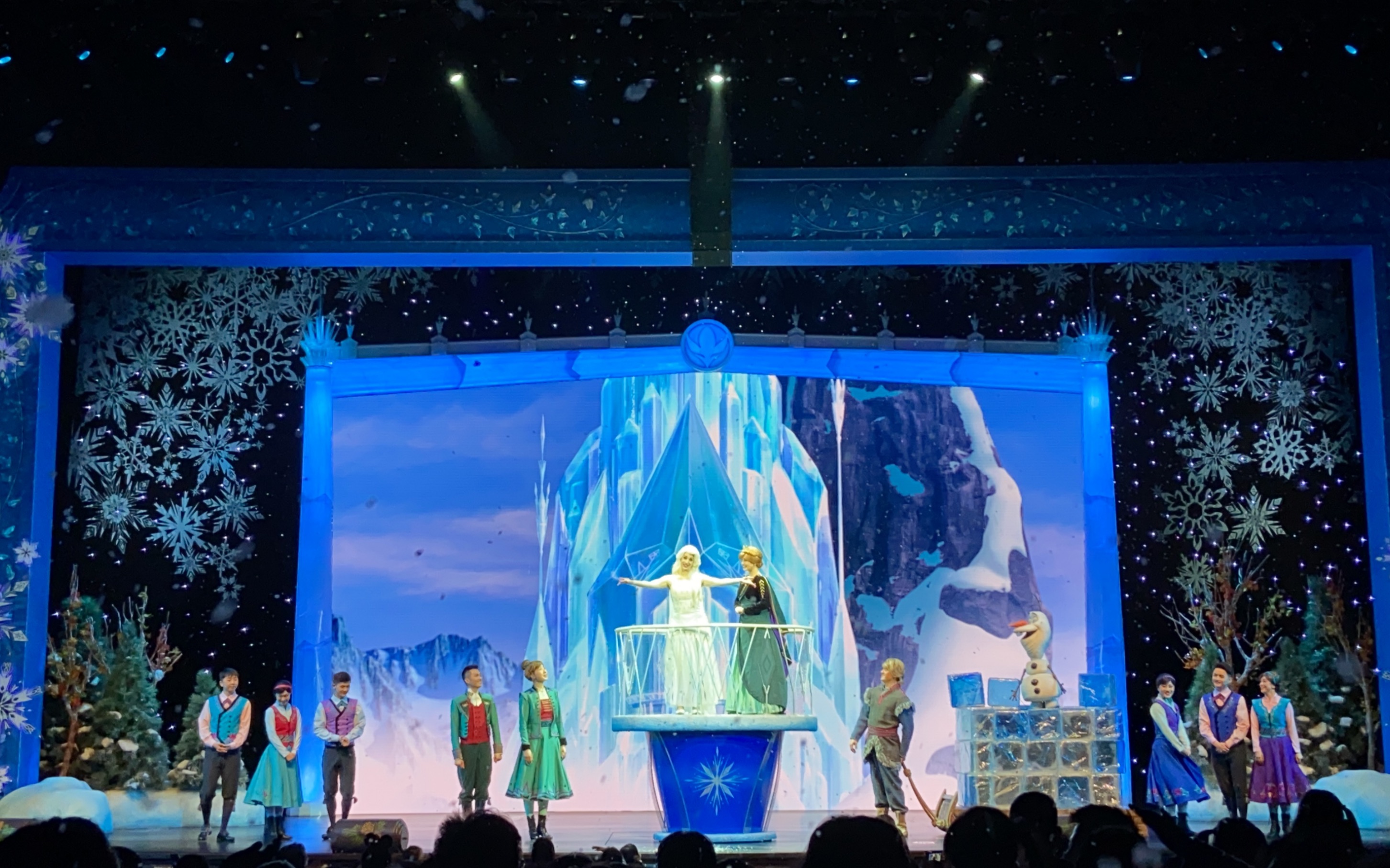 【续杯】上海迪士尼冰雪奇缘欢唱盛会_哔哩哔哩_bilibili