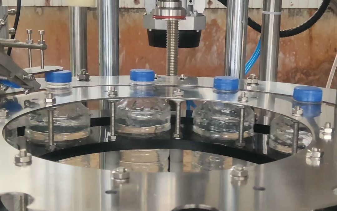 玻璃水灌装机#玻璃水灌装生产线