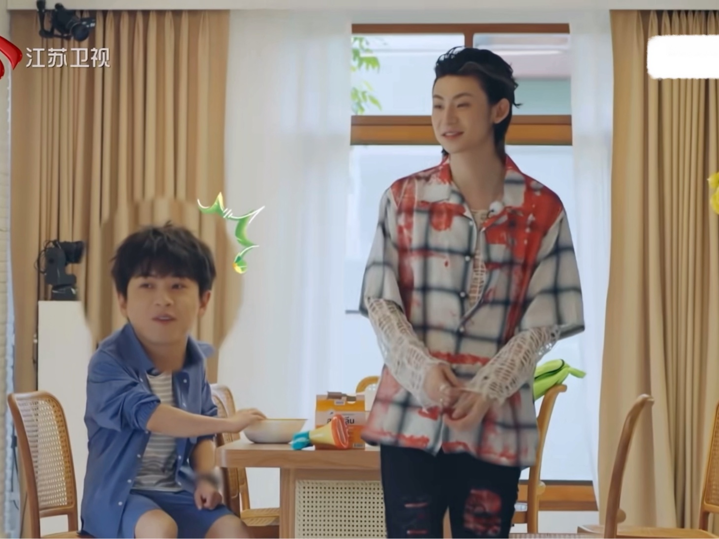 小鬼:原来有故事的不是张碧晨和武艺是张紫宁和武艺!