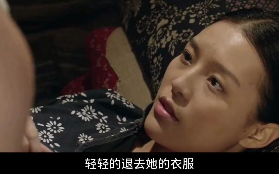 感人:女子刚生下孩子抛弃他,出来做"狃花女"挣为丈夫治病