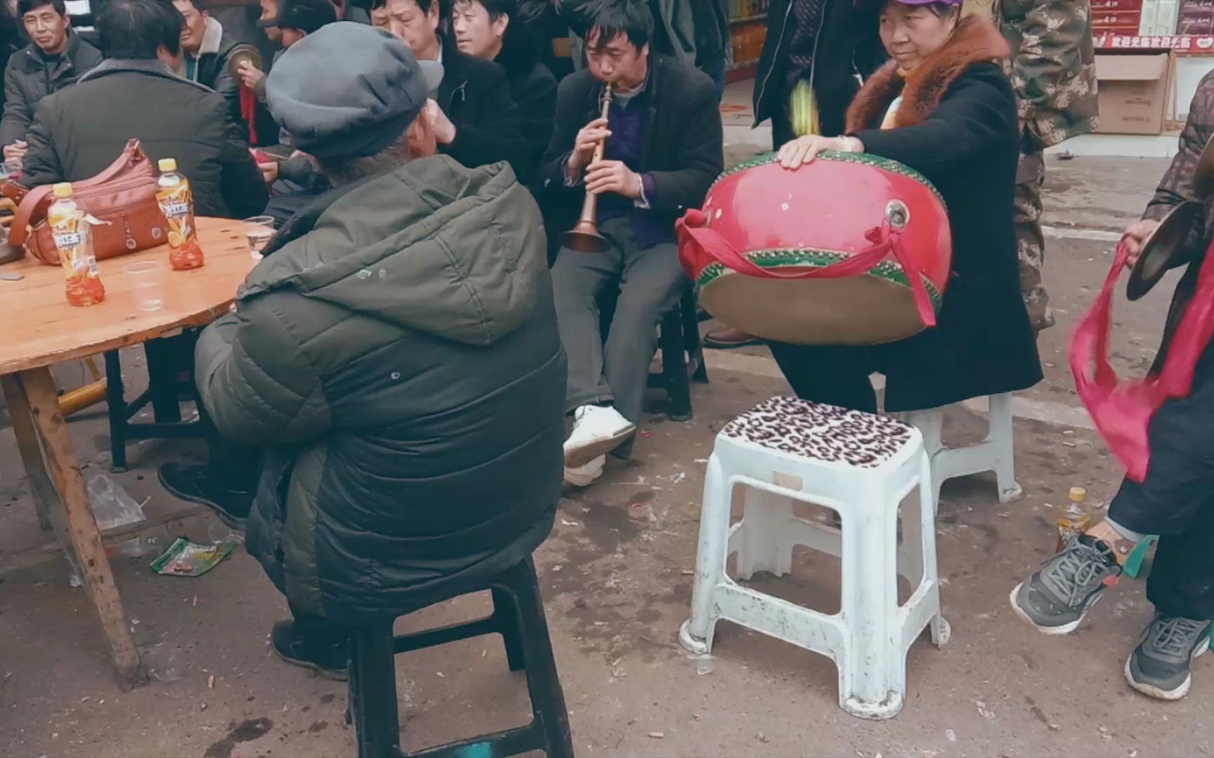 农村葬礼唢呐的悲情与喧闹