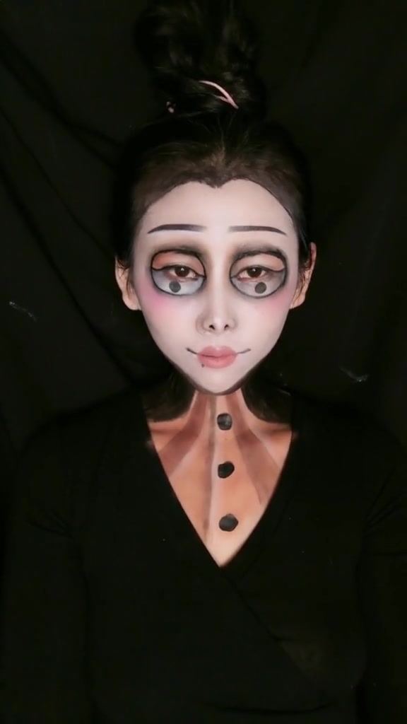 热门僵尸新娘人物仿妆卸妆