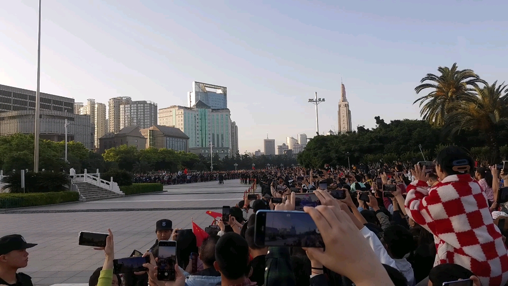 南昌八一广场升旗仪式