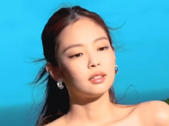 【jennie】夏天到了,看点夏威夷的妮!