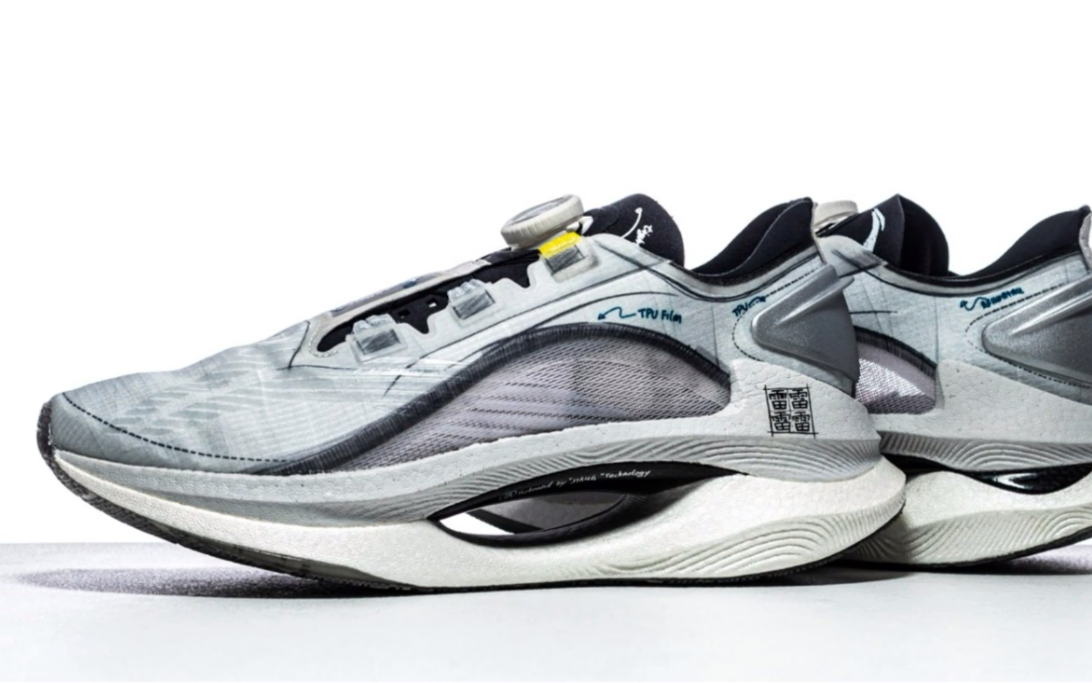 真设计师手稿款|李宁绝影新配色【手稿】