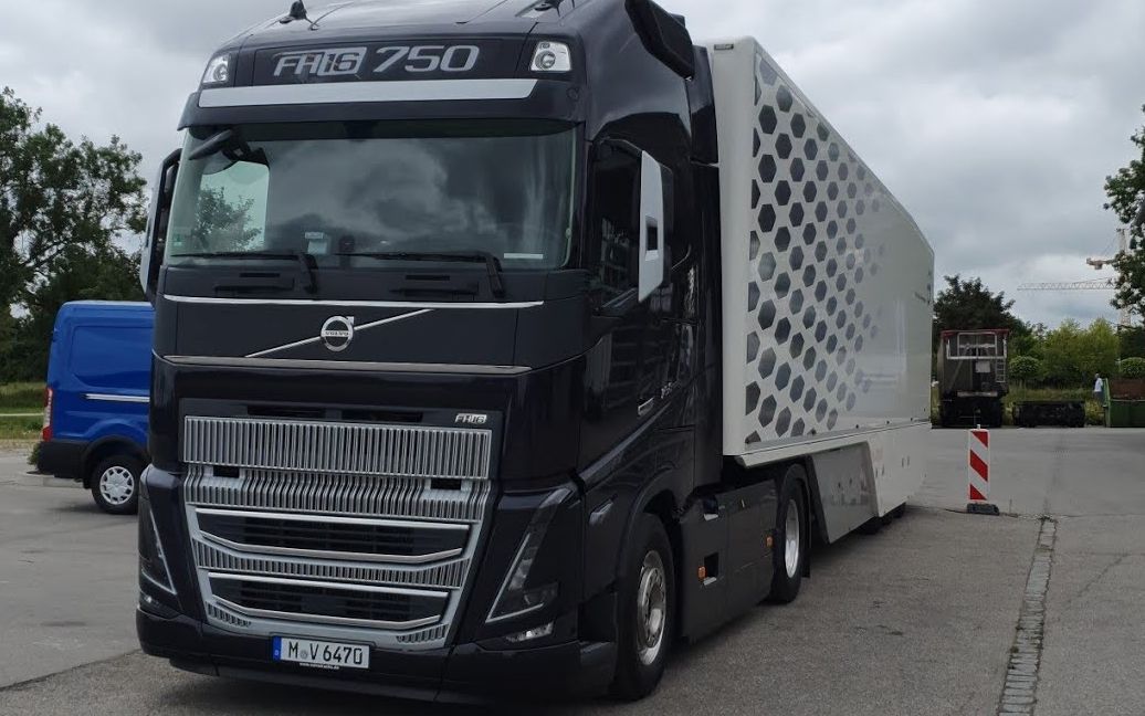 试驾全新的沃尔沃fh16 750·顶级旗舰车型