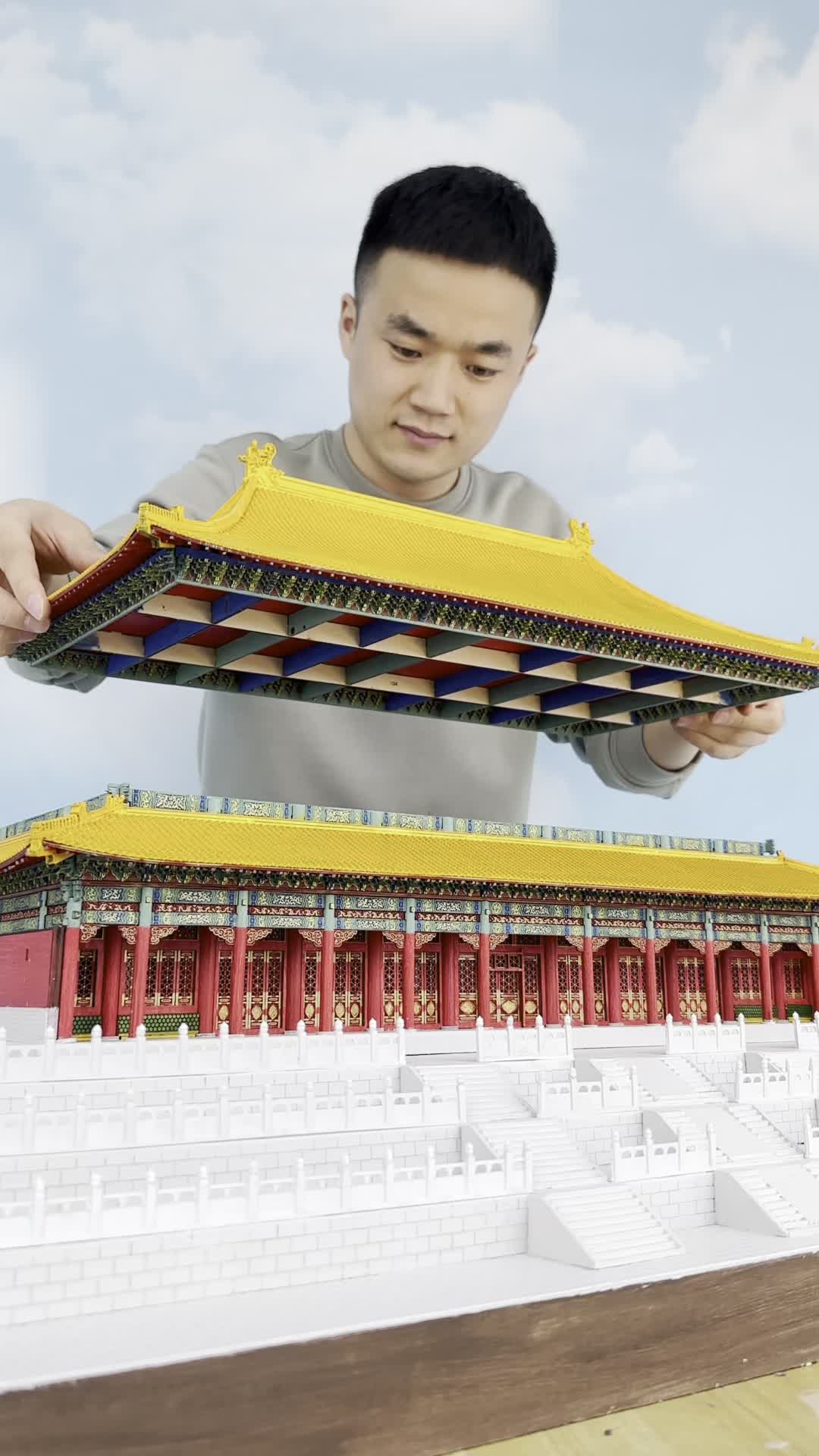 60天手工复原故宫太和殿古建筑微缩模型