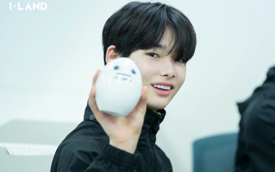 niki长大了啊!(enhypen 西村力)