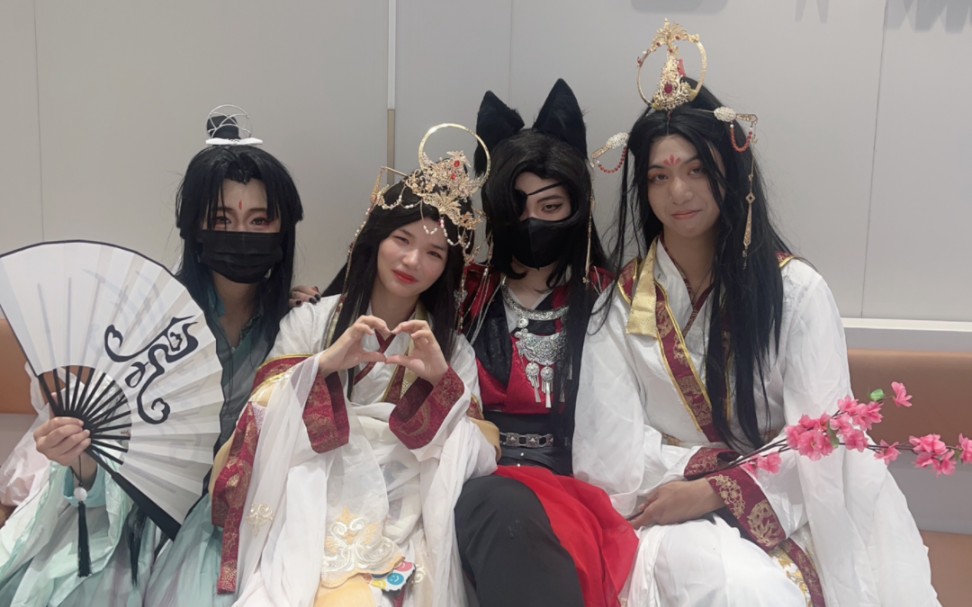 你最好别碰到他(核善的微笑)