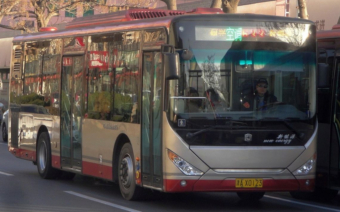 天津公交pov633路何兴庄公交站平湖里