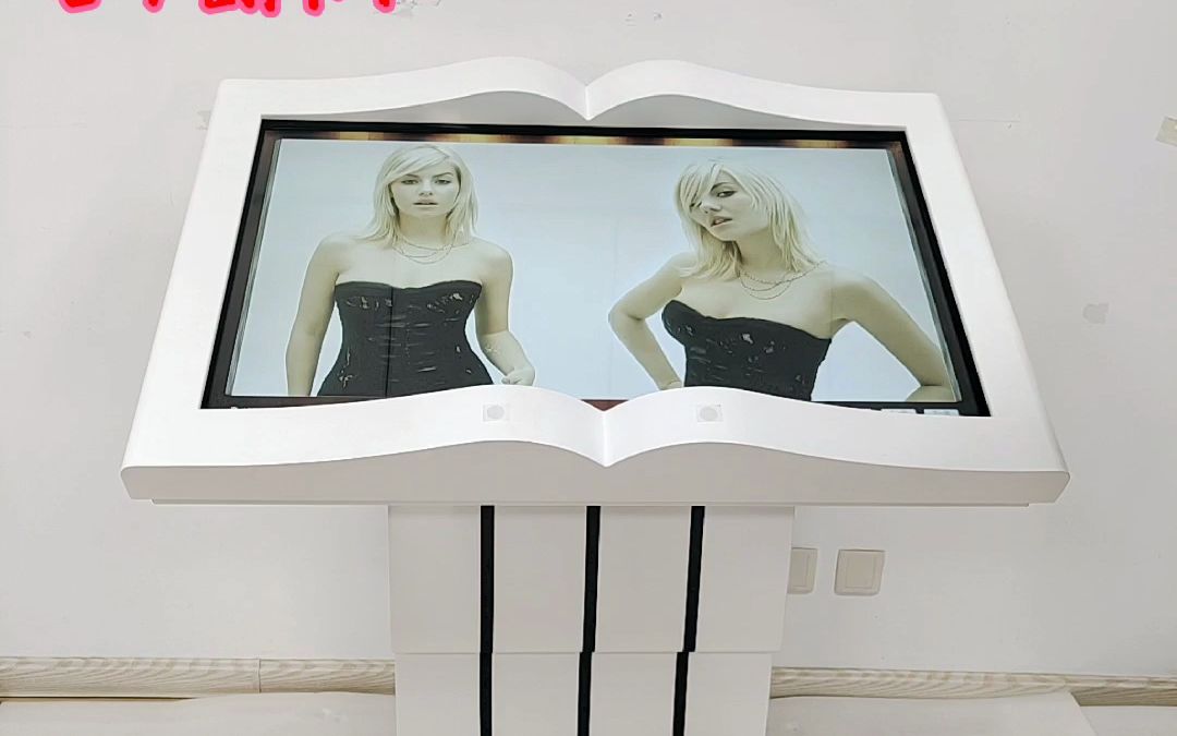 山东达林触摸翻书机触摸互动隔空翻页一体机