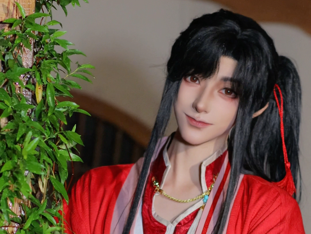 【天官赐福/花城cos】会撒娇的小花有窝睡